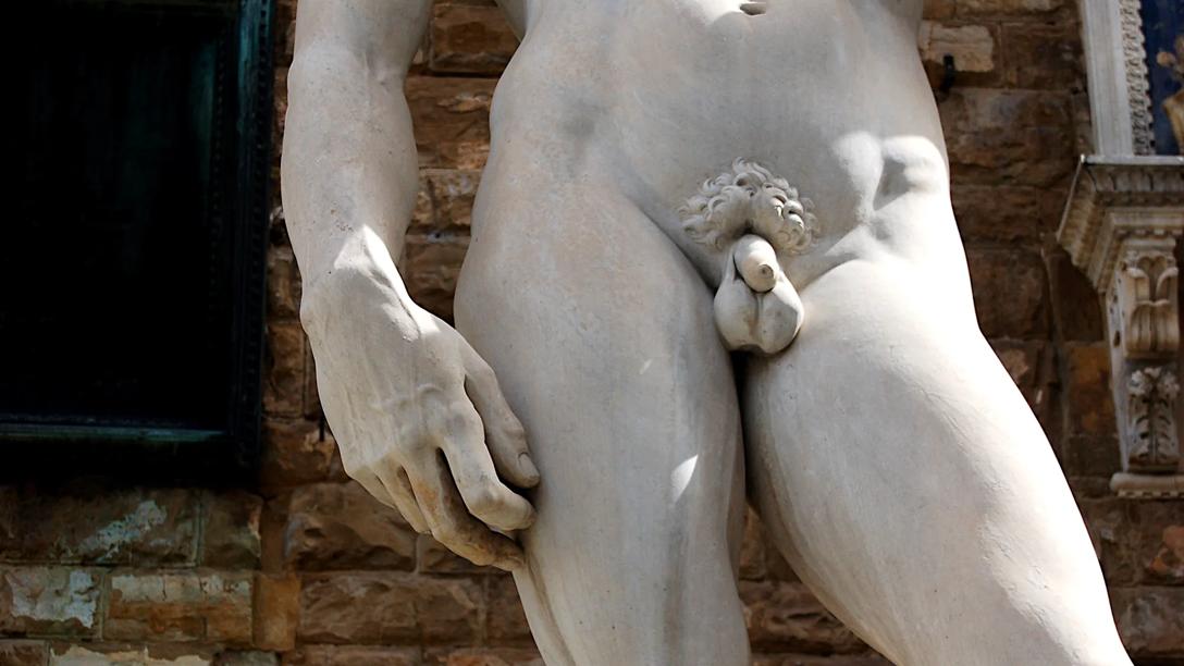 Statue penis