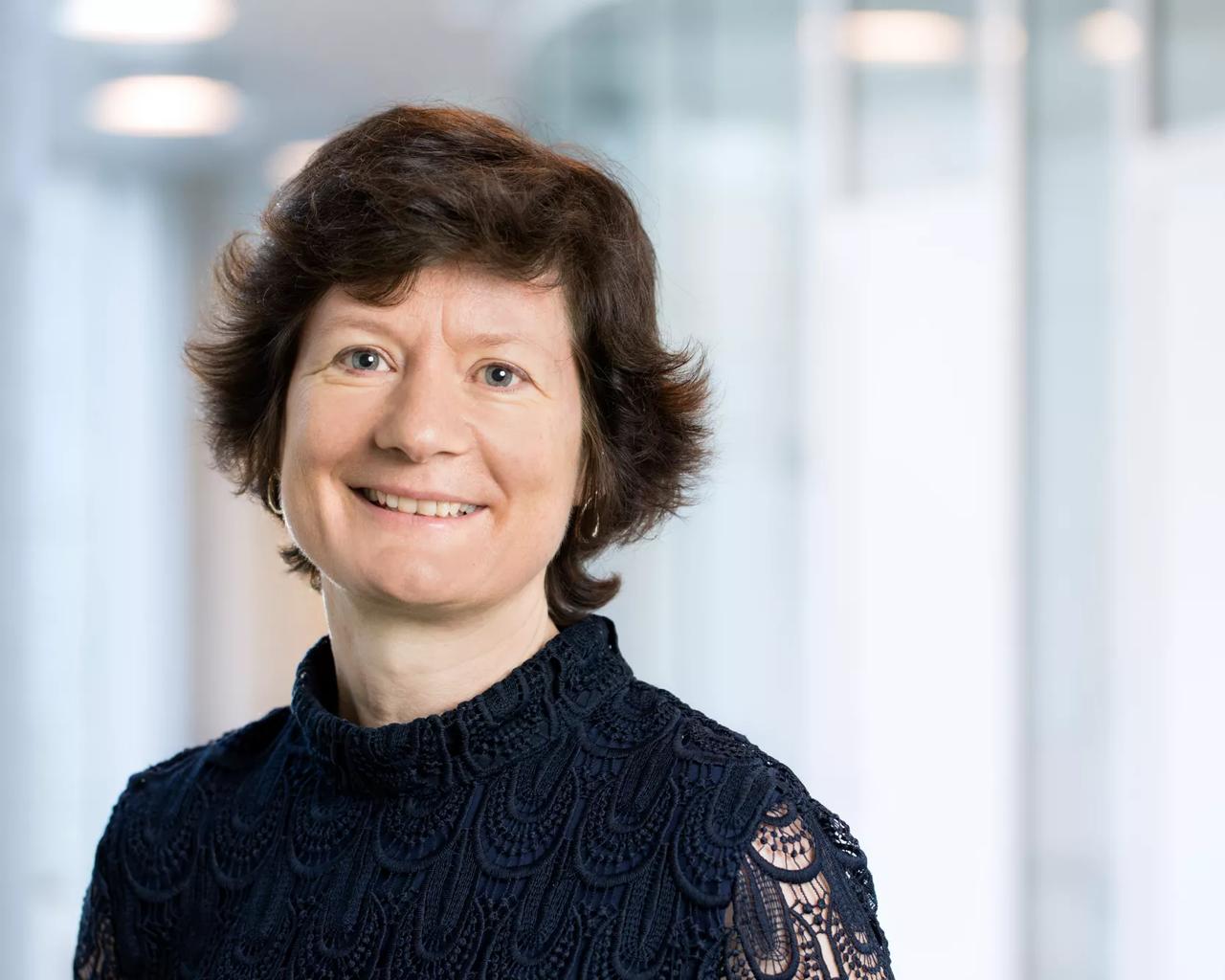 Portrait photo of group leader Professor Susanne Dalton