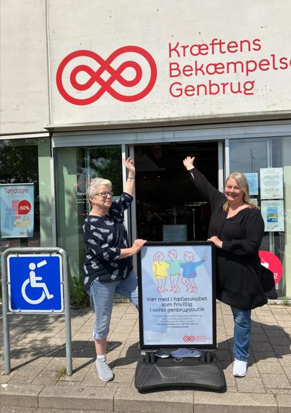 Frivillig Dorte Smith (tv.) samt salgs- og udviklingskonsulent Mai-Britt Hvam Krogh (th.)