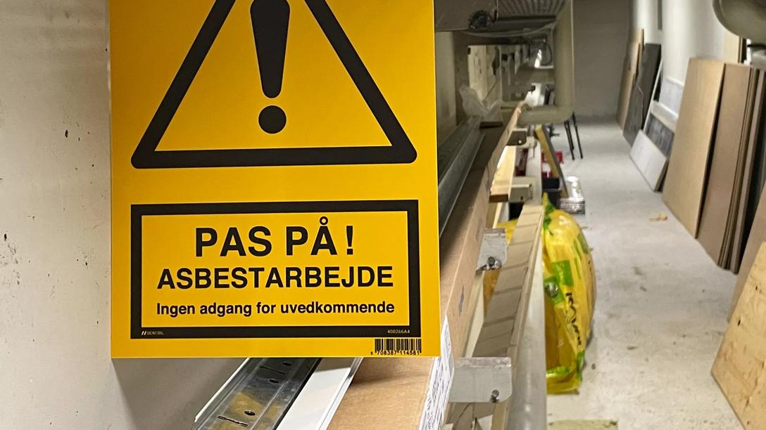 asbest advarselsskilt