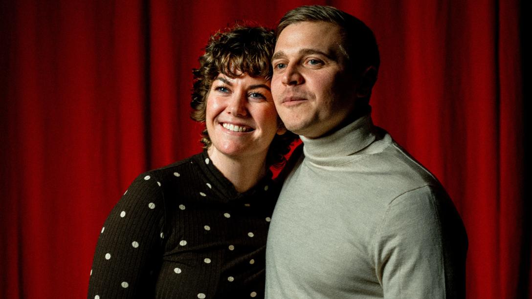 Mia er overbevist om, at hun ikke var kommet godt igennem et kræftforløb under barslen uden kæresten Jeppe.