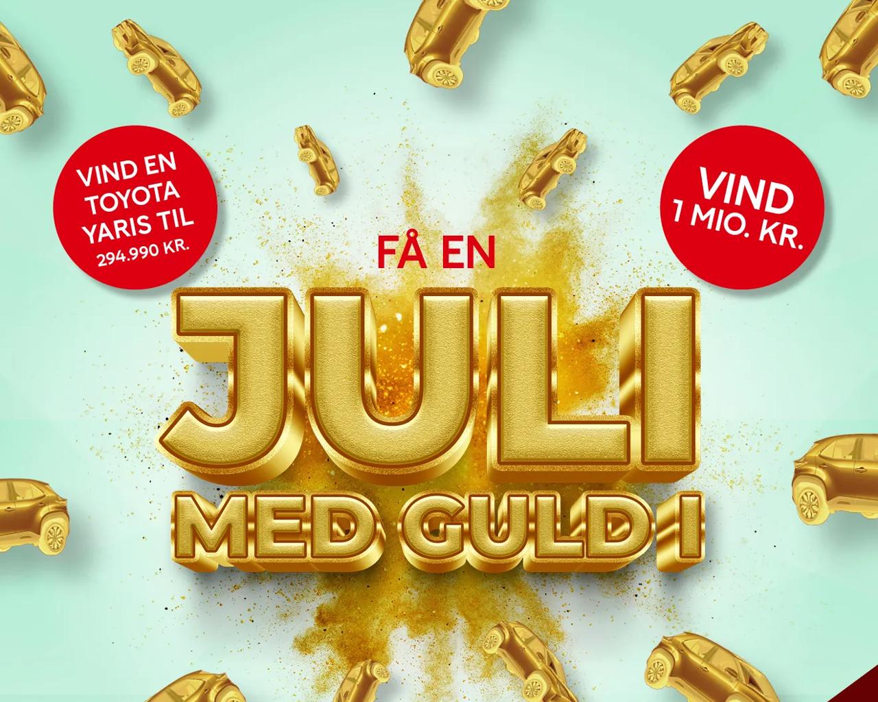 Kvinde, der sidder i stuen og drikker kaffe, nyder livet