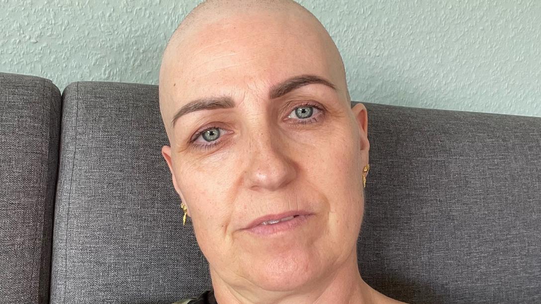 Mette var 46 år, da hun fik brystkræft. Undervejs brugte hun Kræftens Bekæmpelses gratis app ’Sammenholdet’ til at holde familie, venner, kollegaer og bekendte opdateret om kræftforløbet.