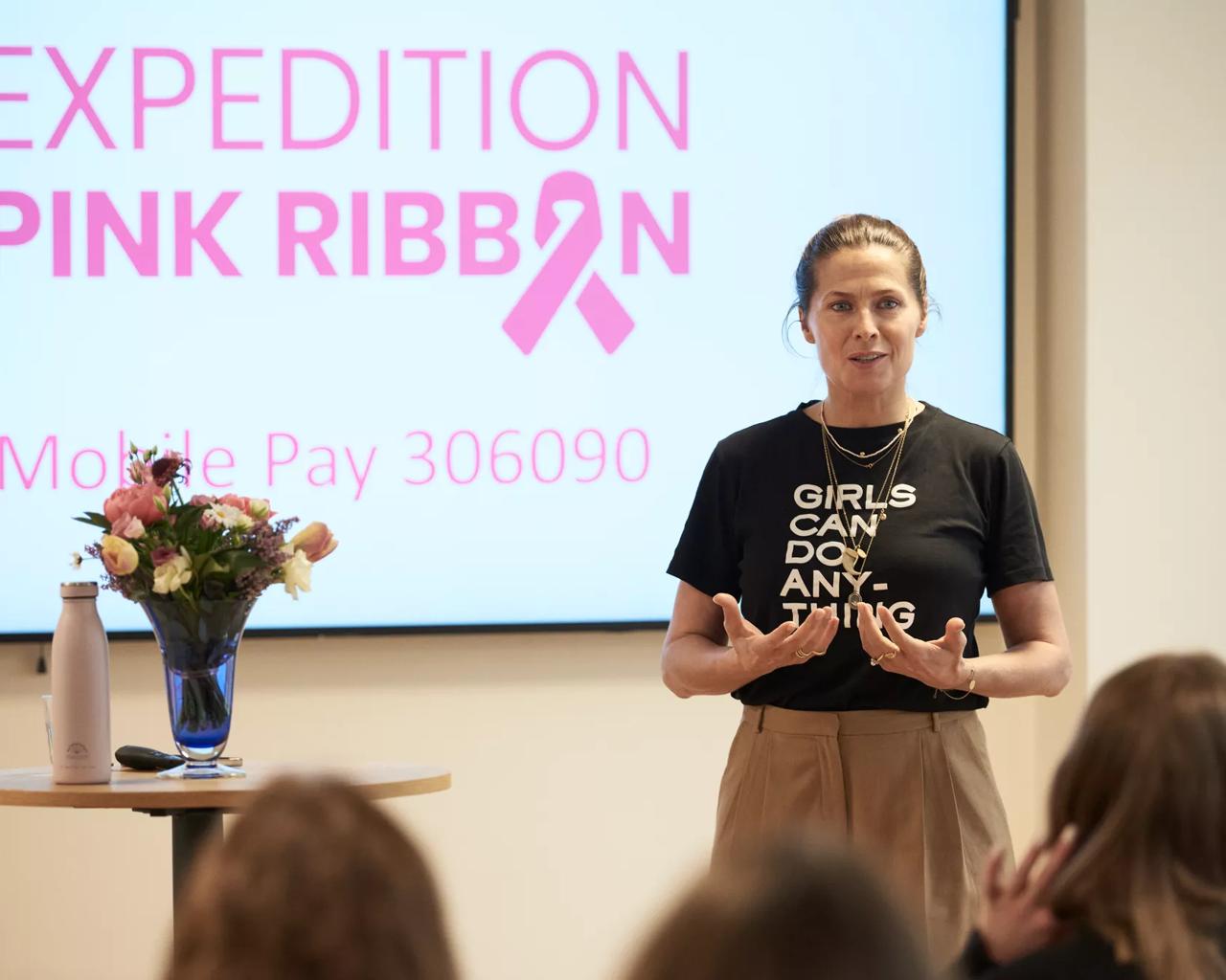 Andrea Rudolph holder foredrag om Pink Ribbon Expedition 